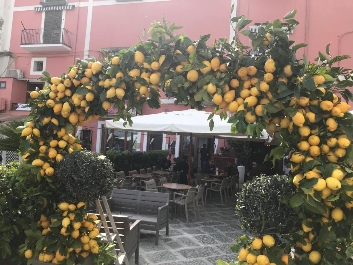 La Casa Dei Sogni Villa Procida Exterior photo